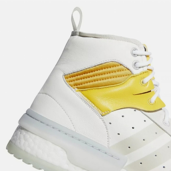 ADIDAS Rivalry Rm Triple White Basketball Men’s Size 6 - Picture 4 of 12